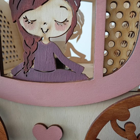 Ξύλινο χειροποίητο παιδικό επιτραπέζιο φωτιστικό Πριγκιπική Άμαξα – Mood4Wood