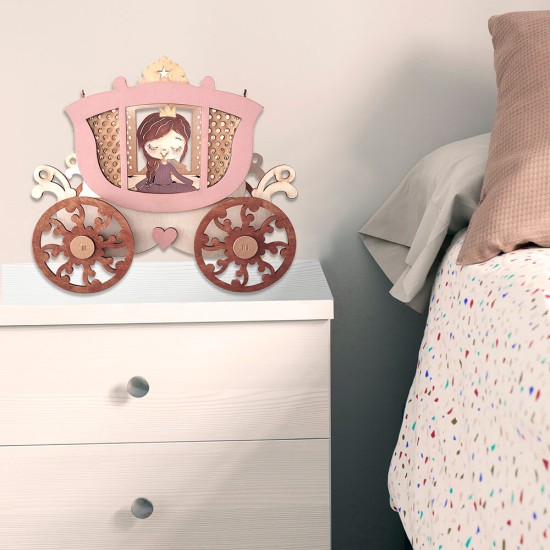 Ξύλινο χειροποίητο παιδικό επιτραπέζιο φωτιστικό Πριγκιπική Άμαξα – Mood4Wood