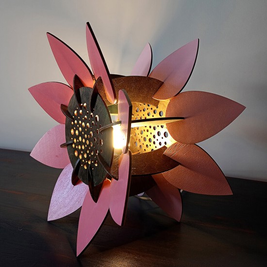 Ξύλινο χειροποίητο παιδικό επιτραπέζιο φωτιστικό Λουλούδι Ροζ – Mood4Wood