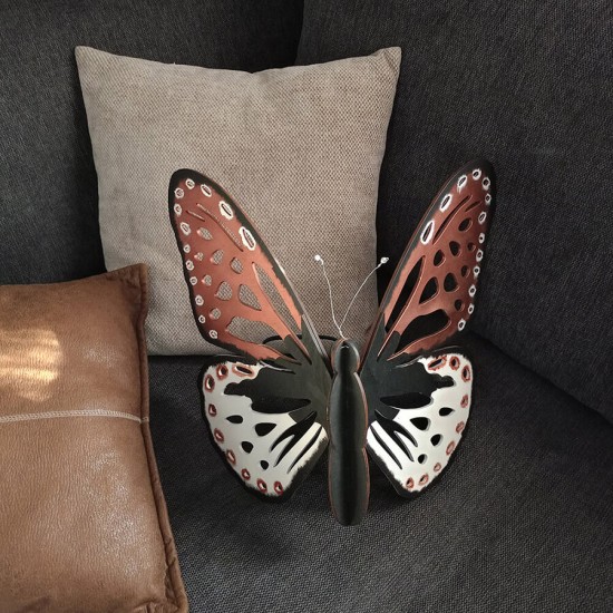 Ξύλινο χειροποίητο επιτραπέζιο φωτιστικό Πεταλούδα – Mood4Wood