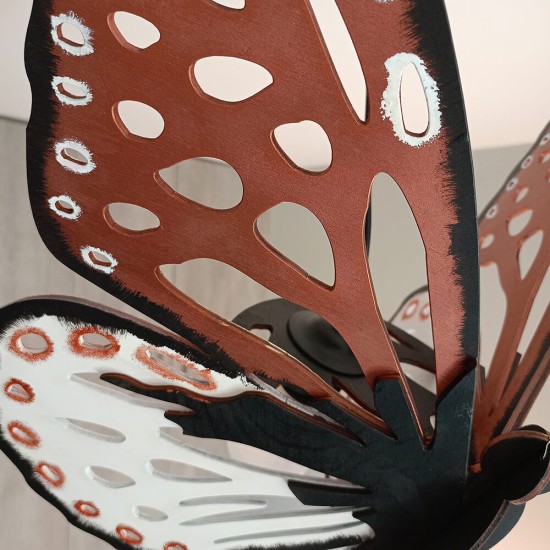 Ξύλινο χειροποίητο κρεμαστό φωτιστικό Πεταλούδα – Mood4Wood