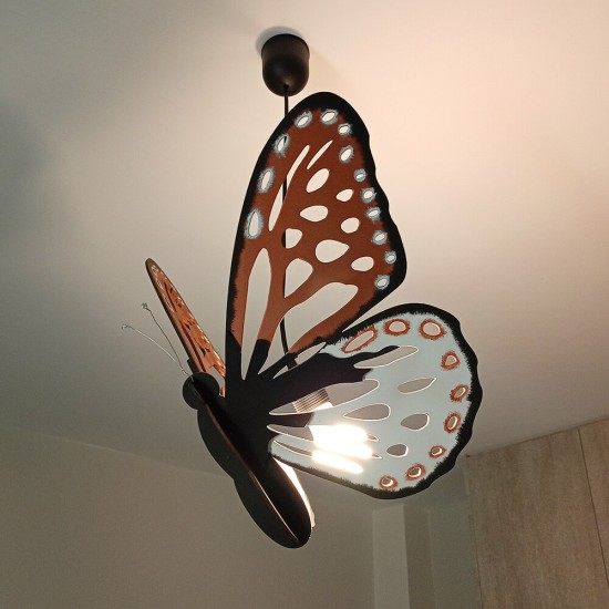 Ξύλινο χειροποίητο κρεμαστό φωτιστικό Πεταλούδα – Mood4Wood