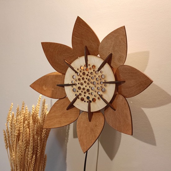 Ξύλινο χειροποίητο φωτιστικό τοίχου Λουλούδι – Mood4Wood